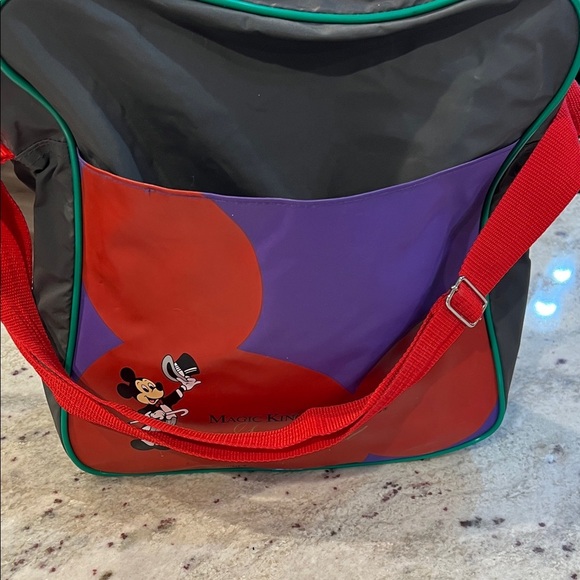 Vintage 90s Disney Magic Kingdom Club Gold Card Crossbody Shoulder Bag Vinyl - Picture 7 of 10